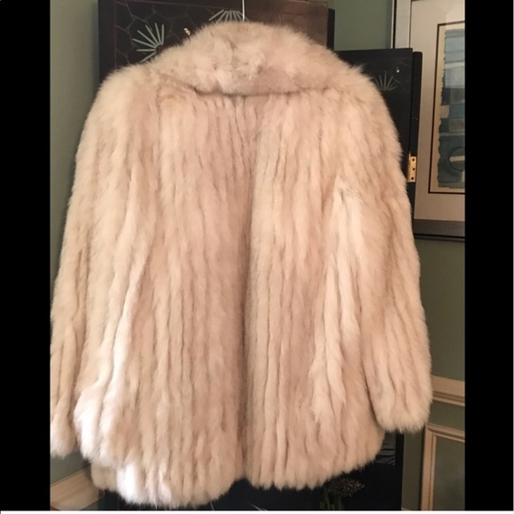 VINTAGE FOX FUR JACKET - Picture 2 of 12